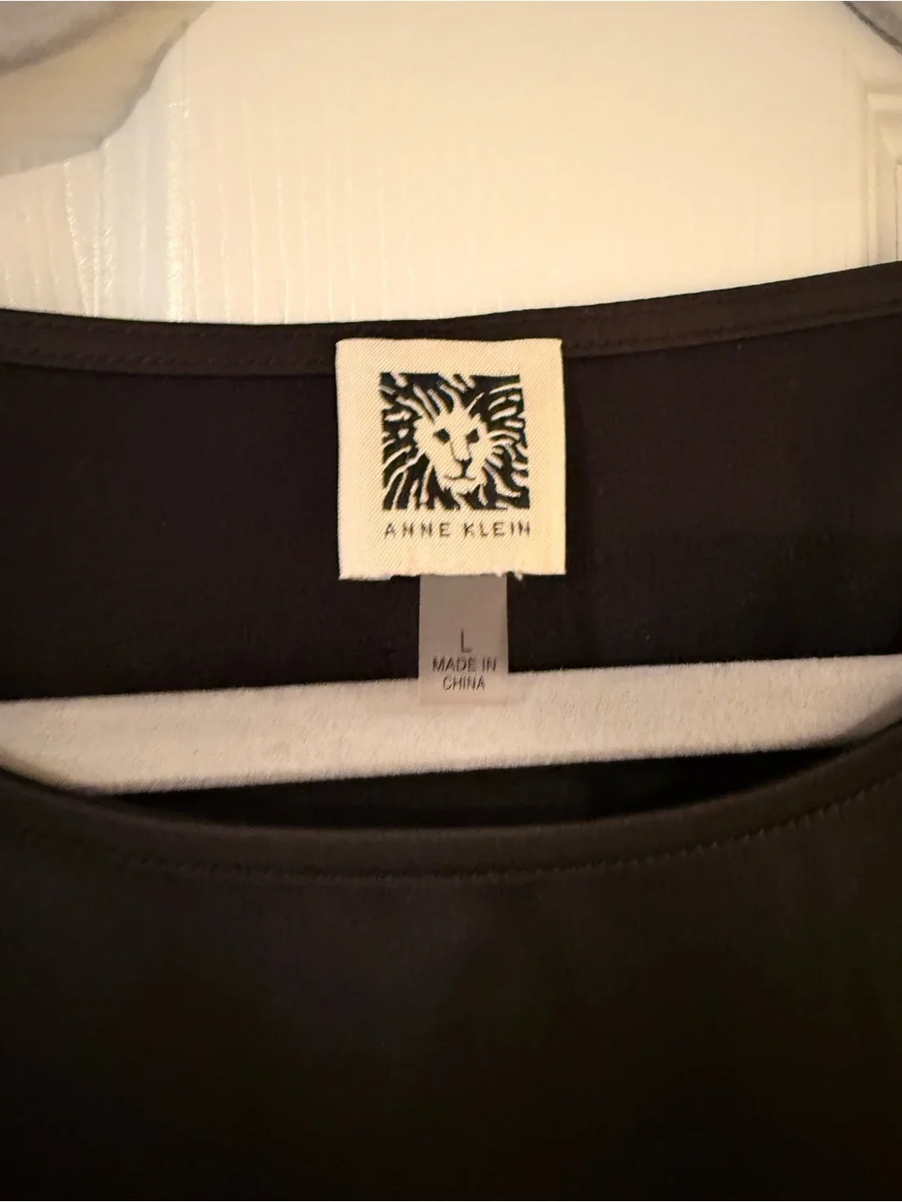 Anne Klein Black Crewneck Pullover